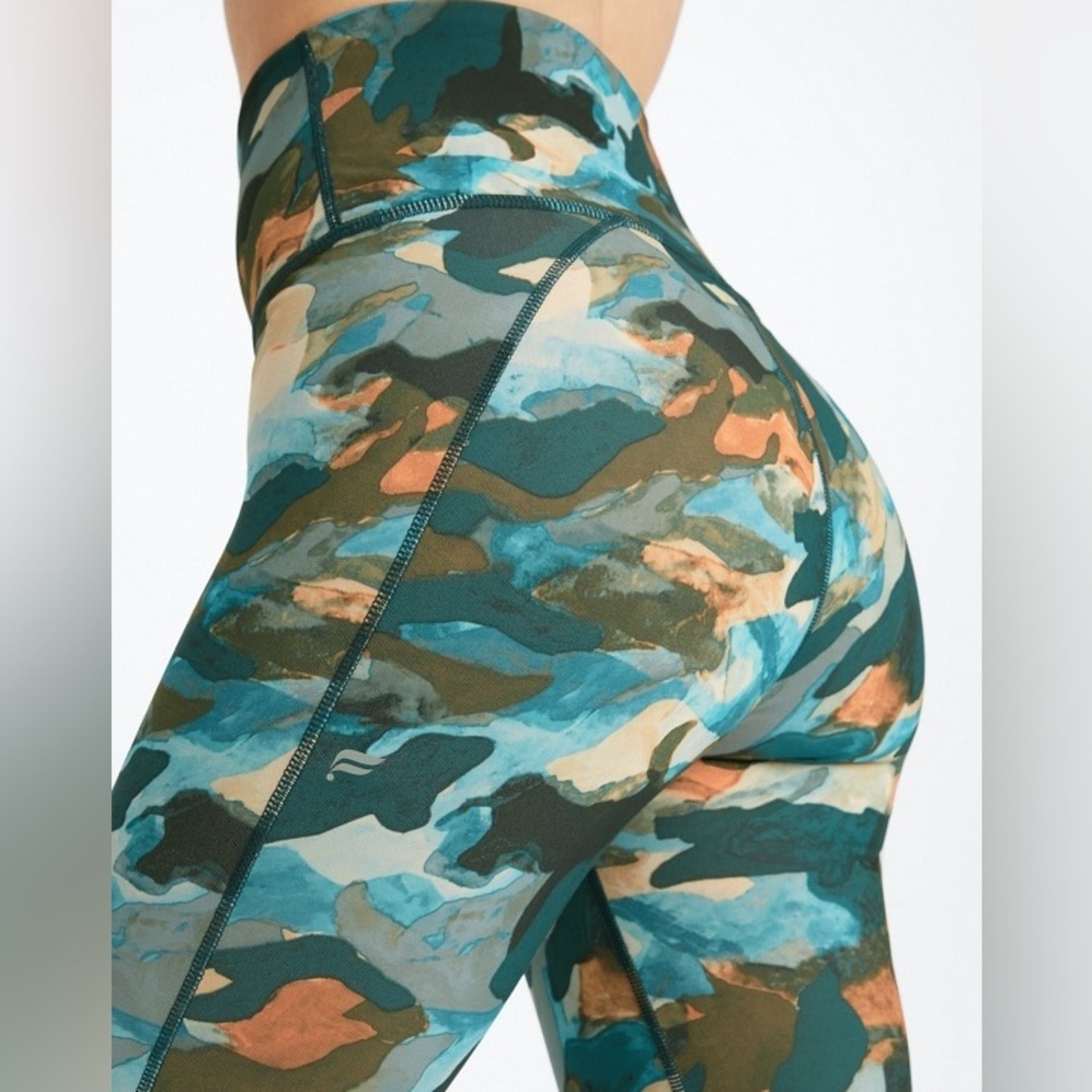 New, no tag Fabletics define powerhold womens workout leggings S.